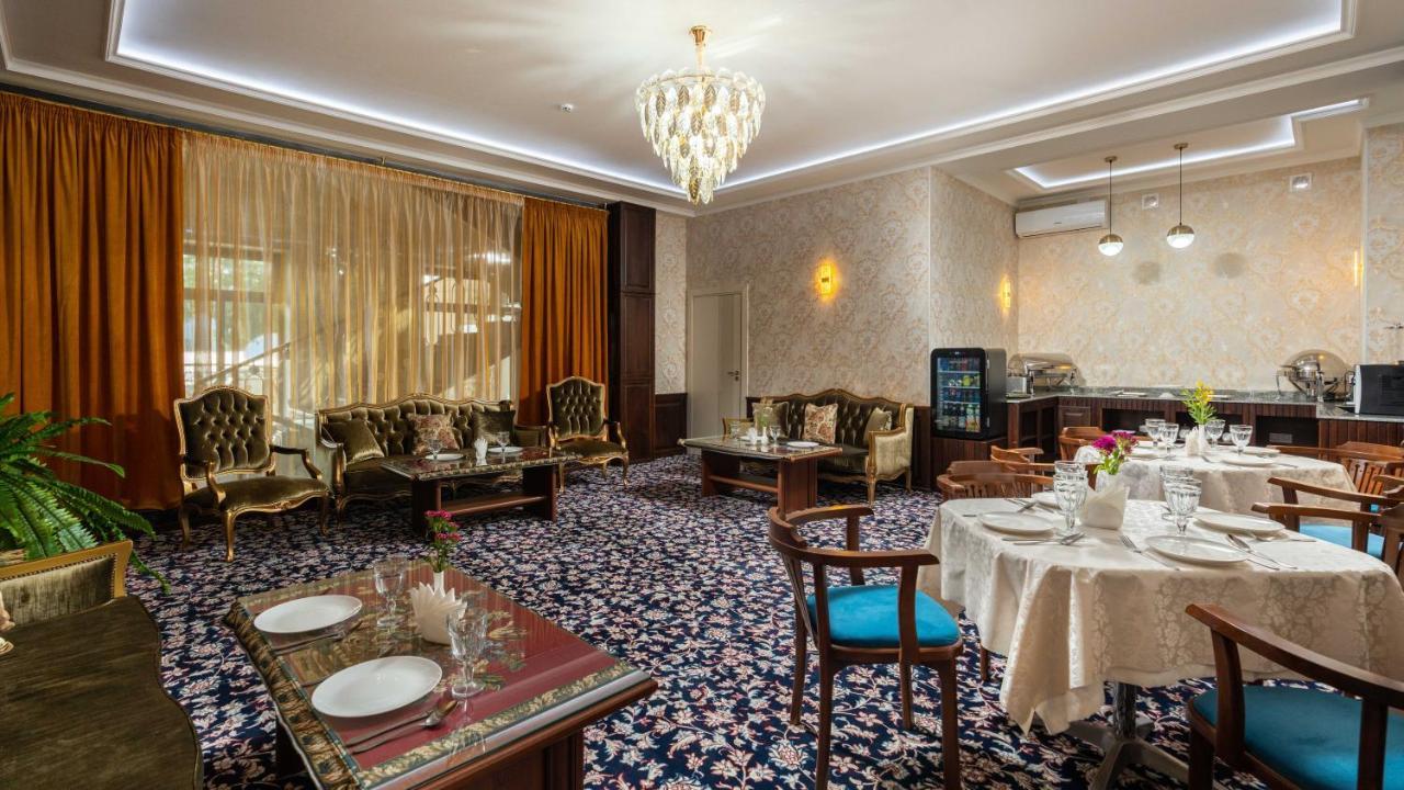 Aqua Hotel Tashkent Exterior photo