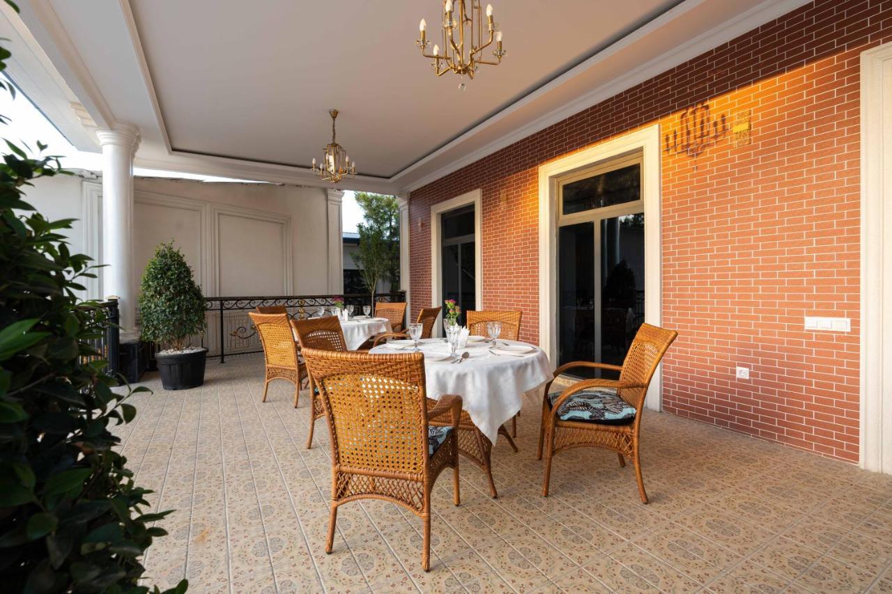Aqua Hotel Tashkent Exterior photo