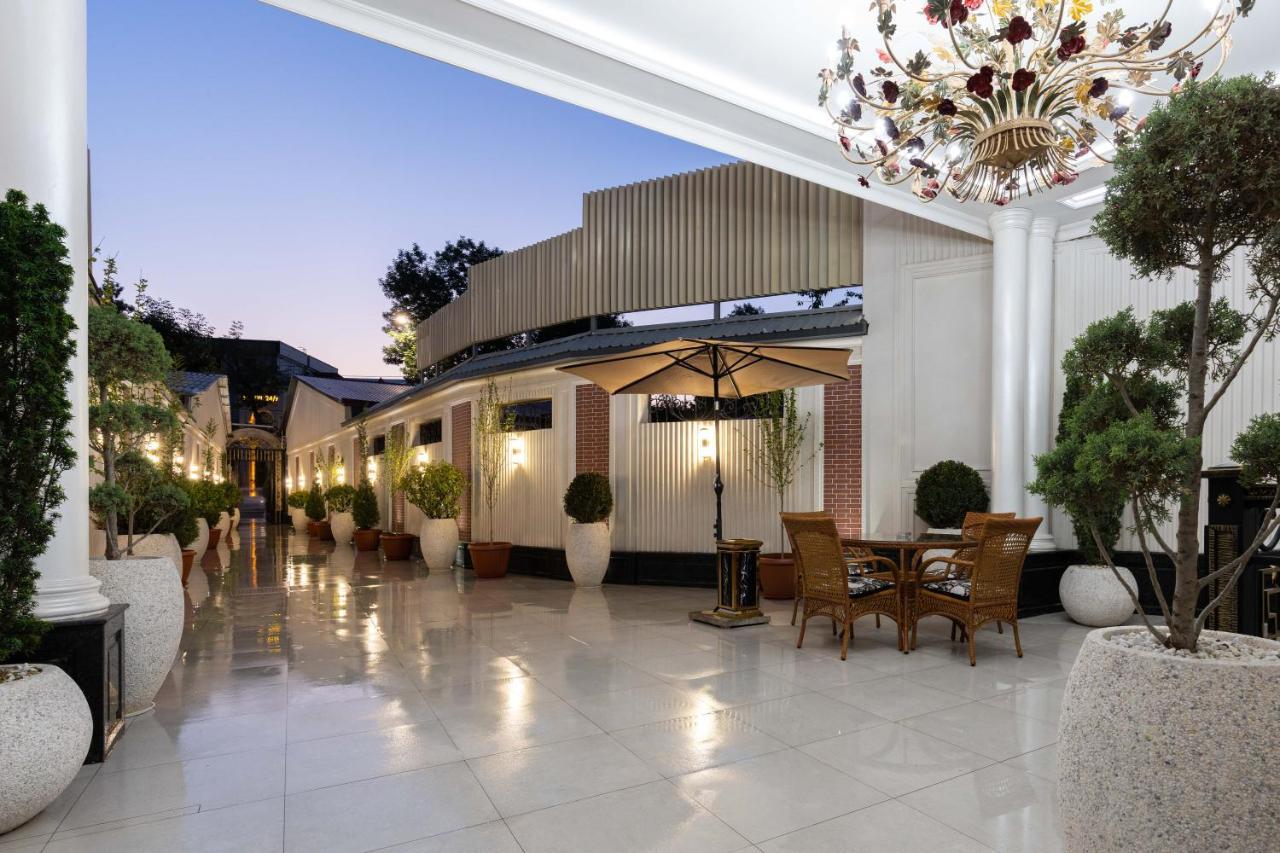 Aqua Hotel Tashkent Exterior photo