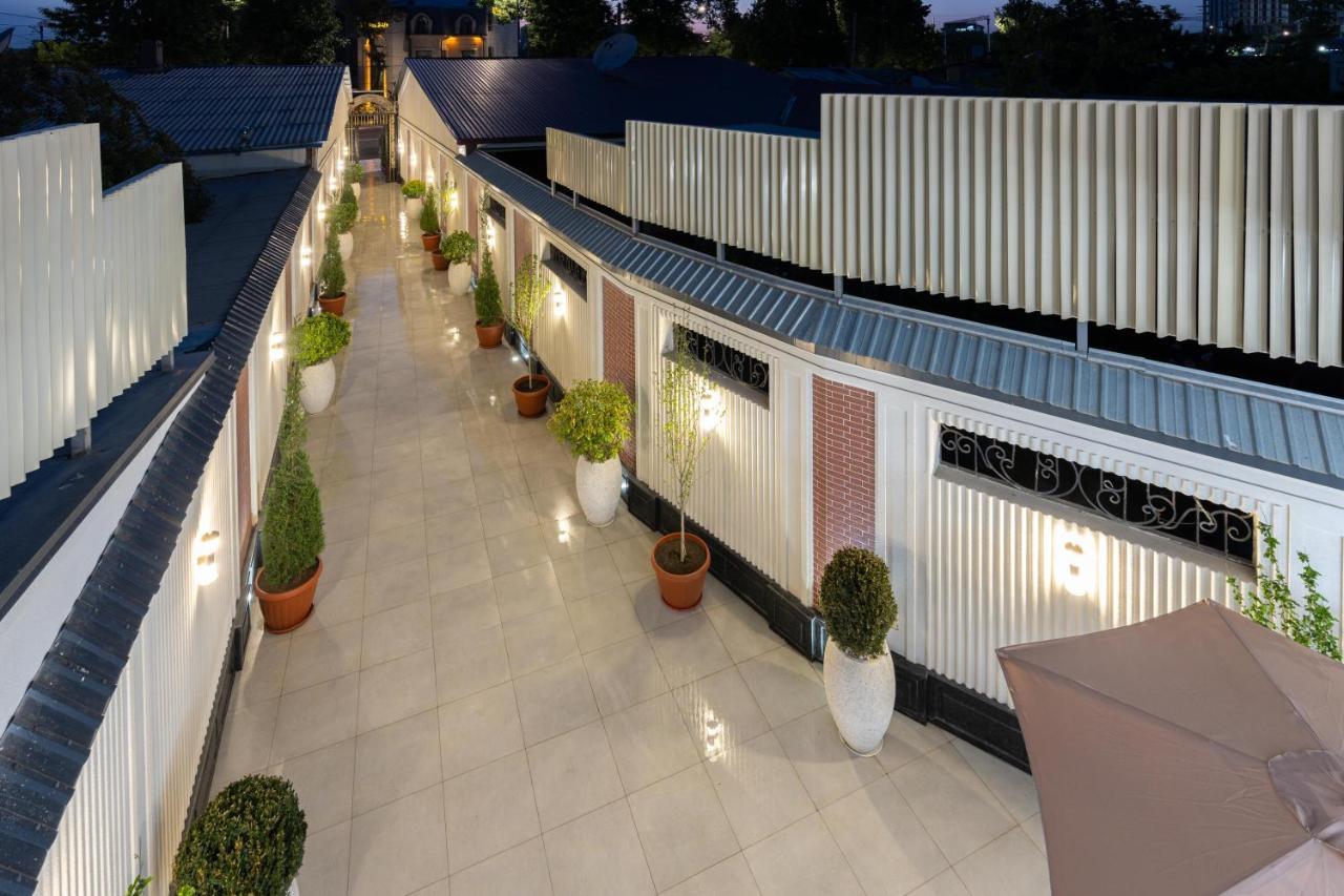 Aqua Hotel Tashkent Exterior photo