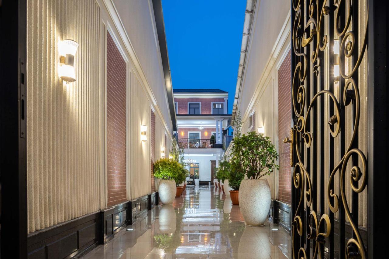 Aqua Hotel Tashkent Exterior photo